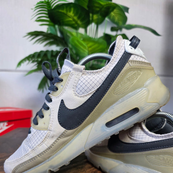 Nike Air Max 90 Terrascape Rattan maat 42