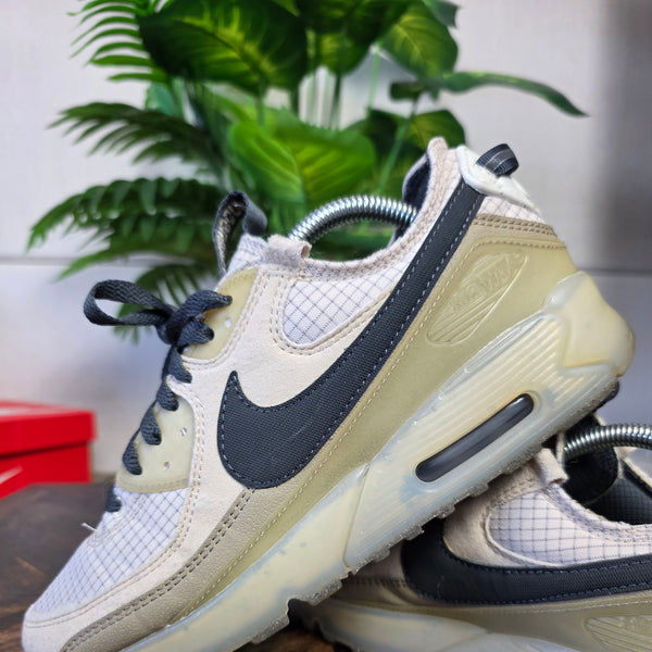 Nike Air Max 90 Terrascape Rattan maat 42