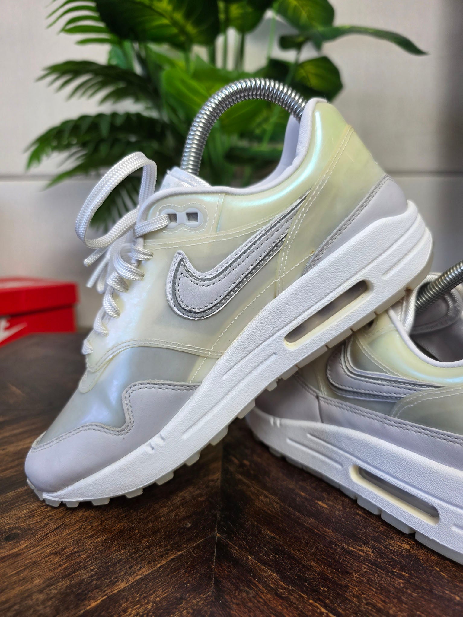 Nike Air Max 1 SNKRS Day White maat 37,5