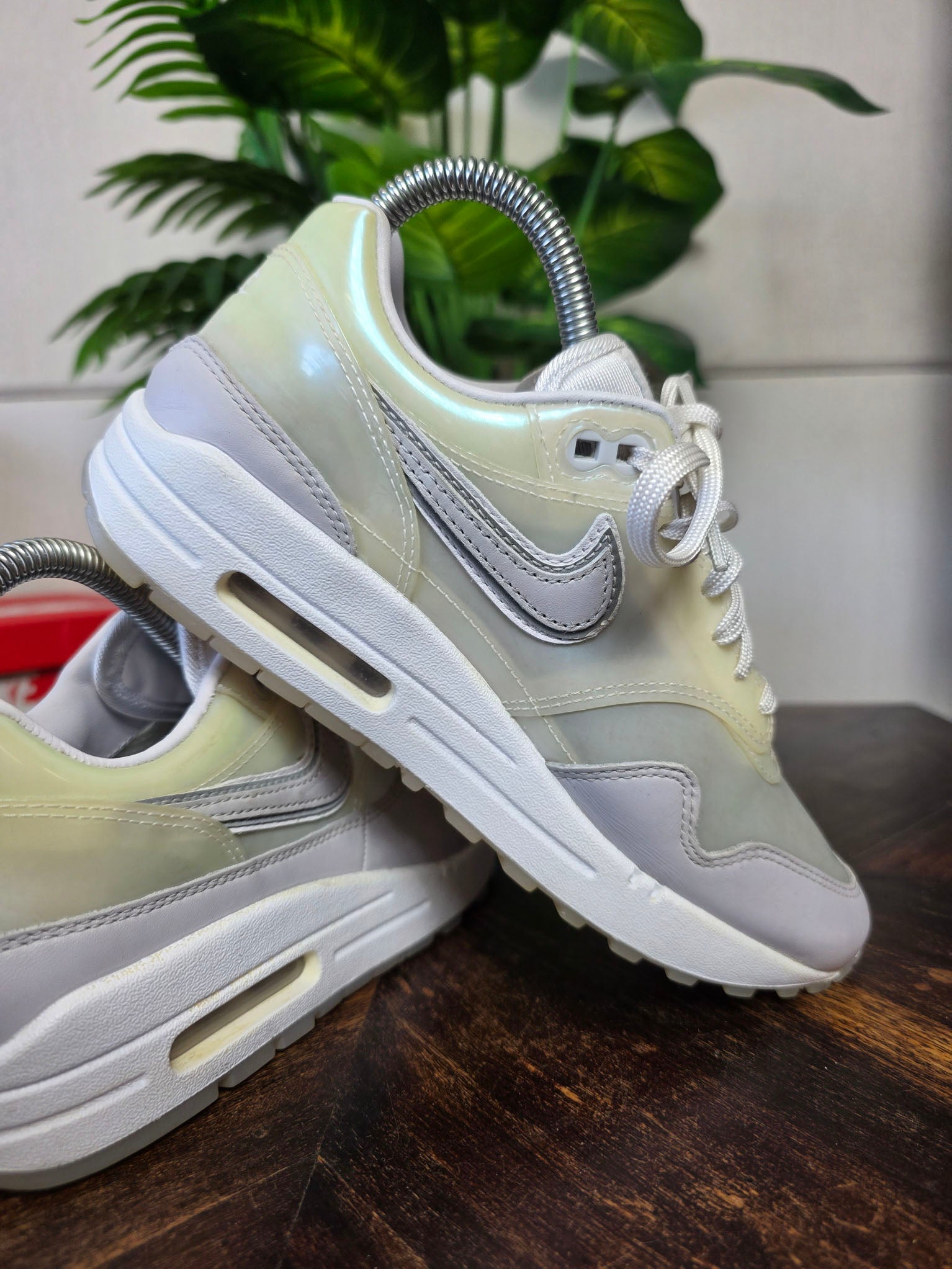 Nike Air Max 1 SNKRS Day White maat 37,5