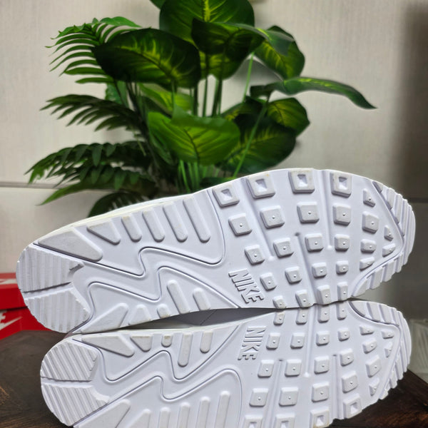 Nike Air Max 90 Triple White maat 49,5