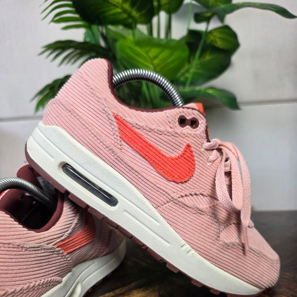 Nike Air Max 1 Coral Stardust Corduroy maat 40
