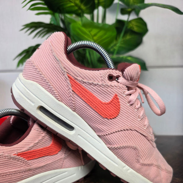 Nike Air Max 1 Coral Stardust Corduroy maat 40