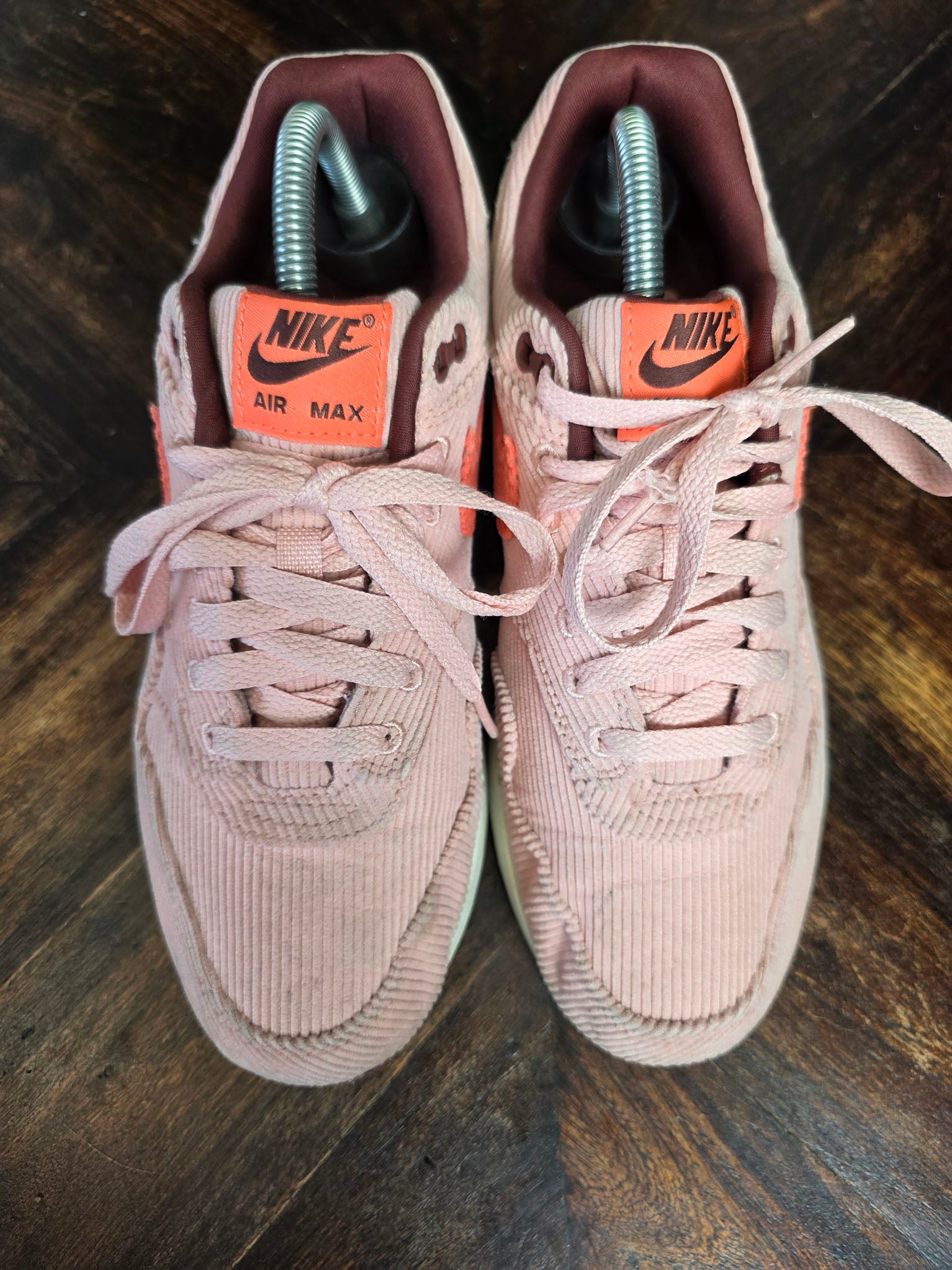 Nike Air Max 1 Coral Stardust Corduroy maat 40
