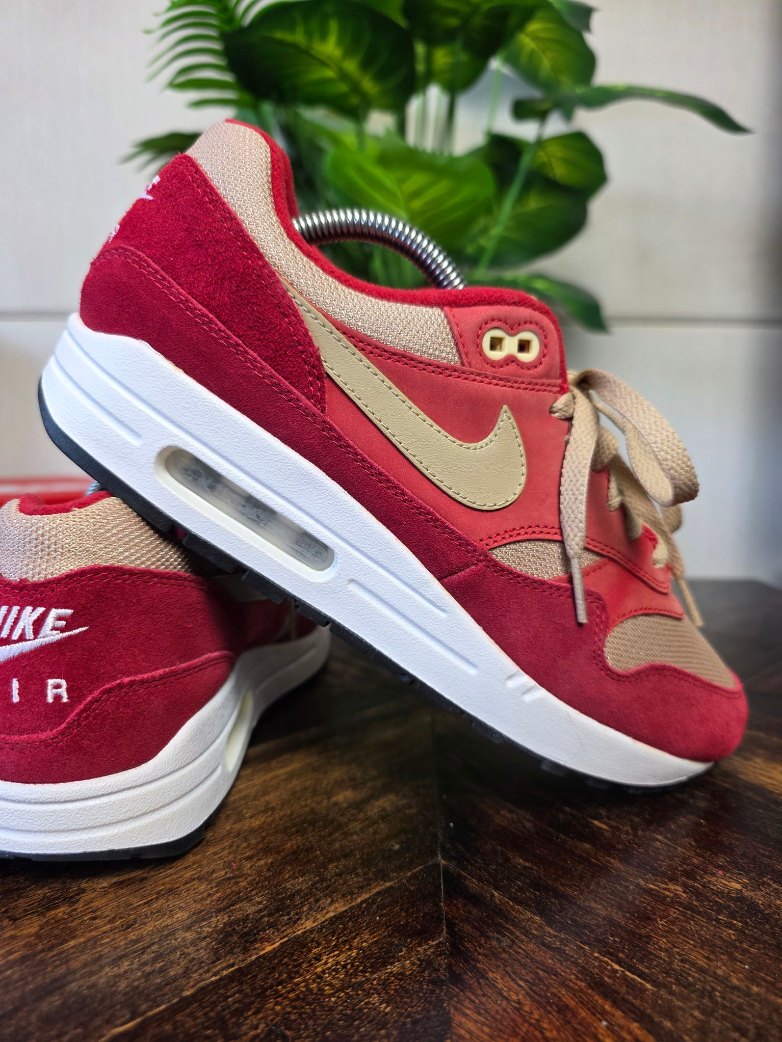 Nike Air Max 1 Premium Retro Red Curry maat 43