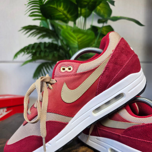 Nike Air Max 1 Premium Retro Red Curry maat 43