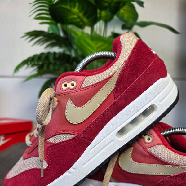 Nike Air Max 1 Premium Retro Red Curry maat 43