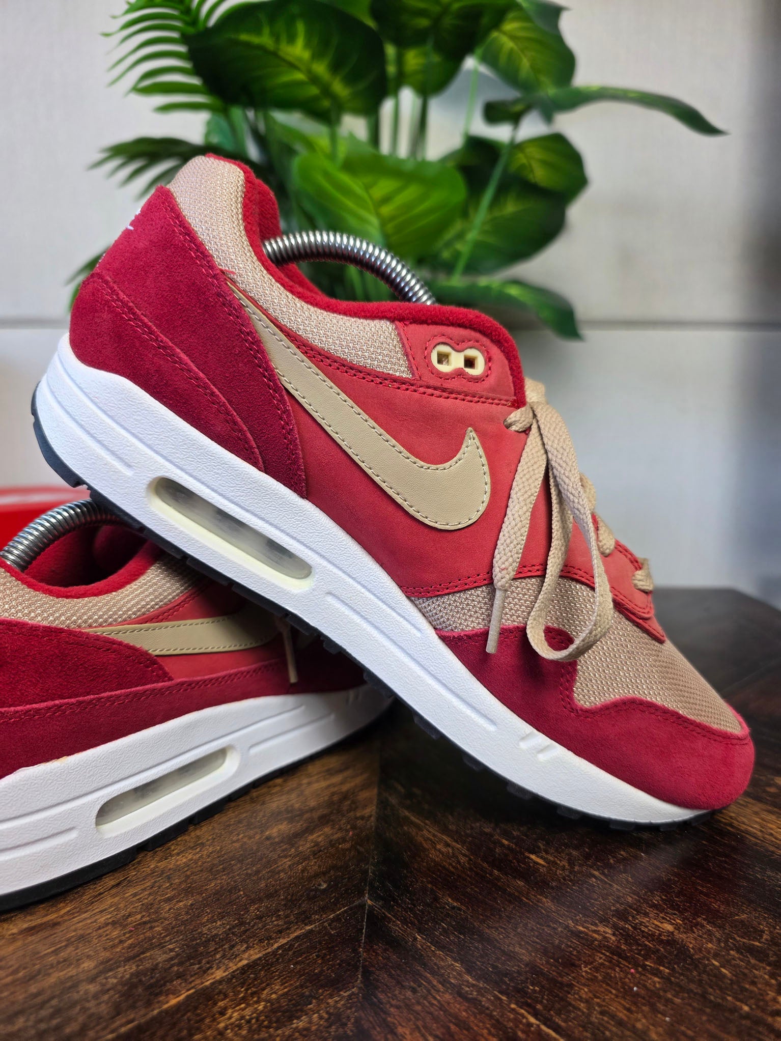 Nike Air Max 1 Premium Retro Red Curry maat 43