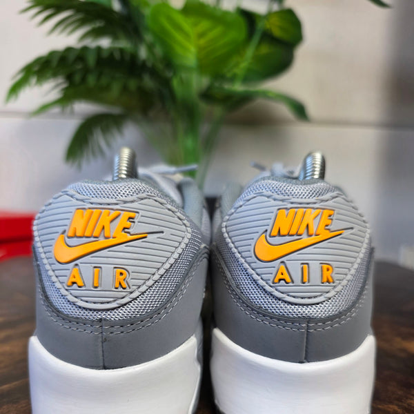 Nike Air Max 90 Sundial Grey maat 40
