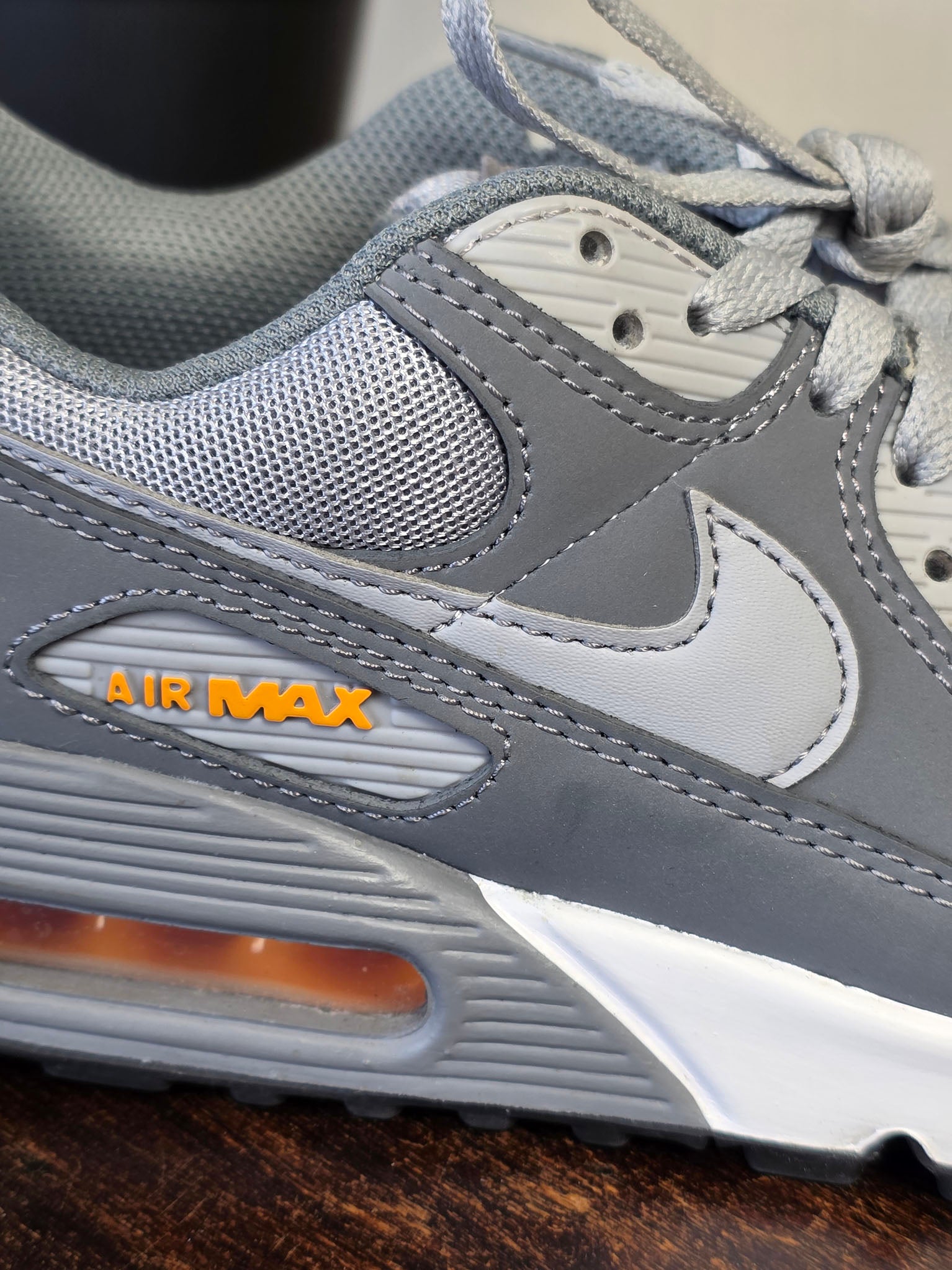 Nike Air Max 90 Sundial Grey maat 40