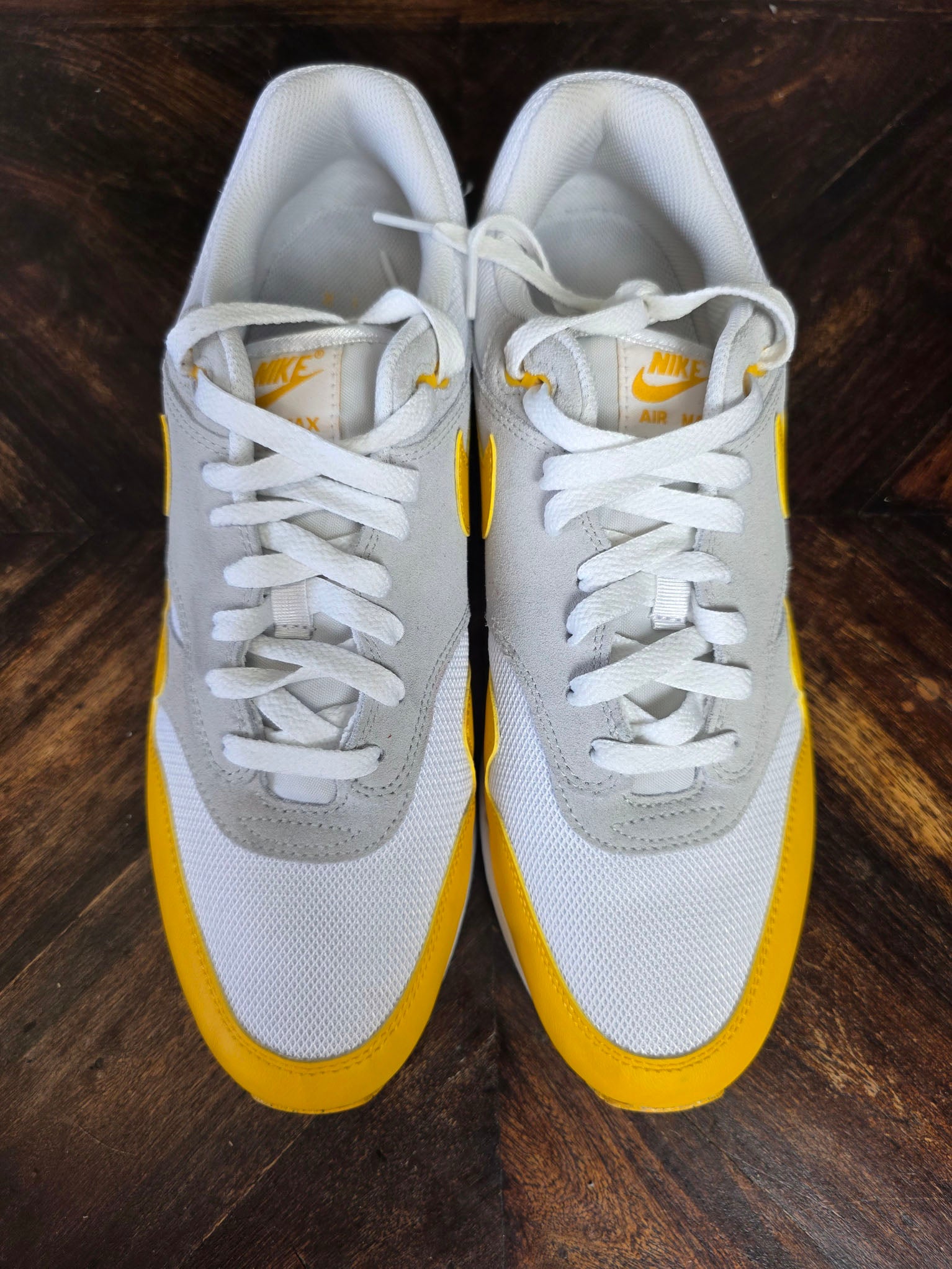 Nike Air Max 1 University Gold maat 45