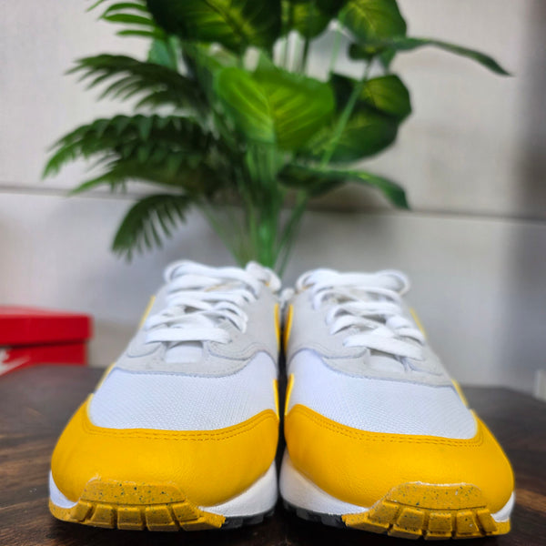 Nike Air Max 1 University Gold maat 45