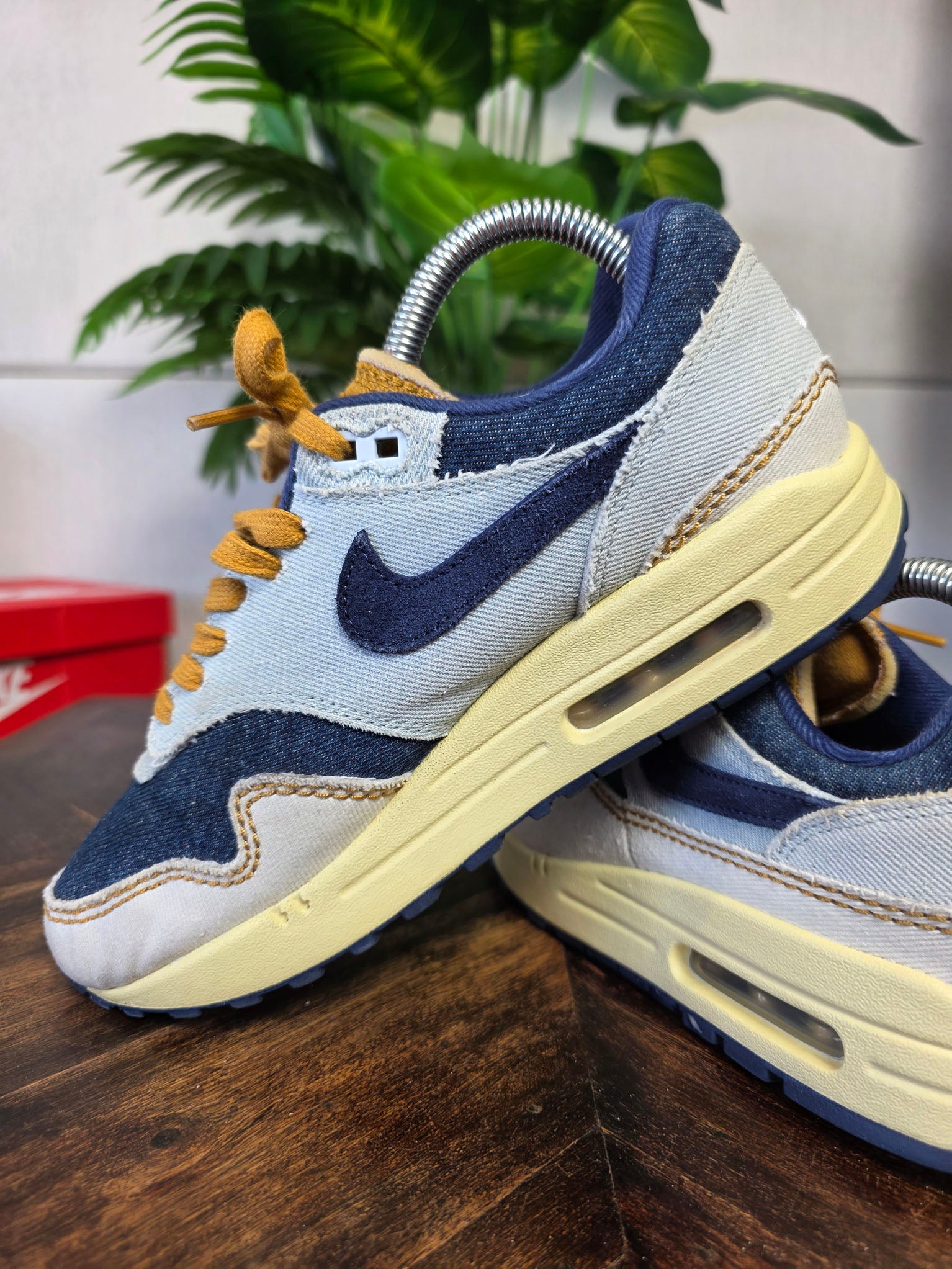 Nike Air Max 1 '87 WMNS Denim Aura maat 38,5