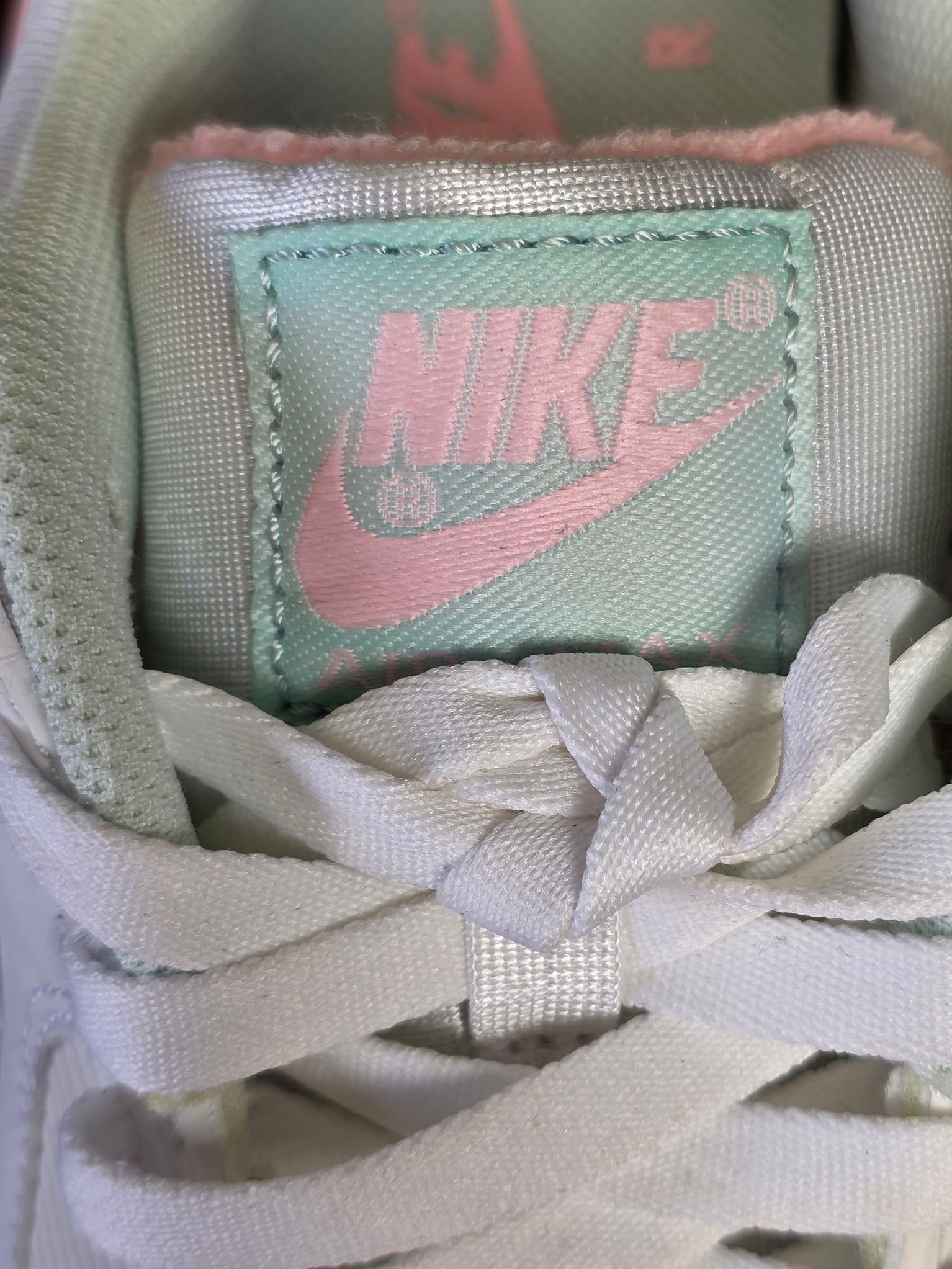 Nike Air Max 90 Light Dew Arctic Punch maat 38