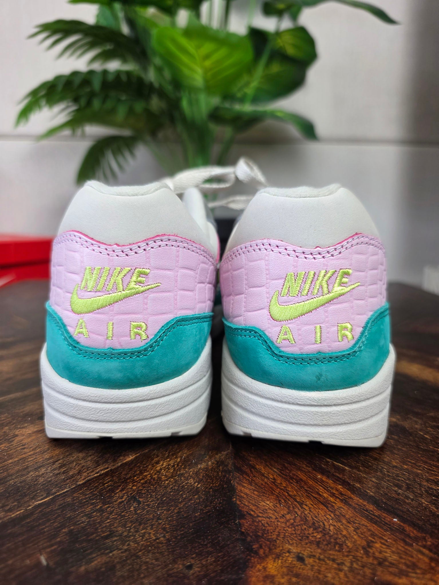 Nike Air Max 1 Blue Pink Yellow maat 46