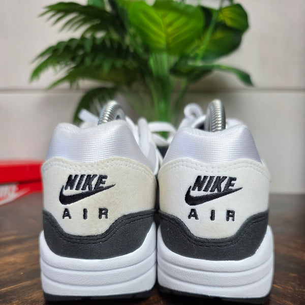 Nike Air Max 1 White Black maat 39