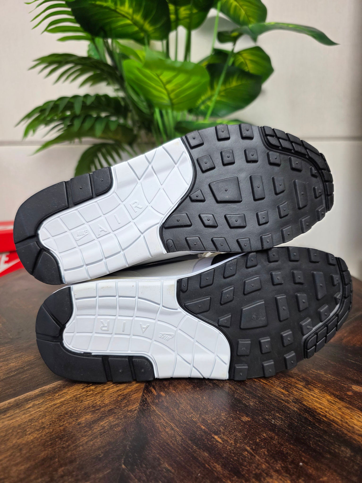 Nike Air Max 1 White Black maat 39