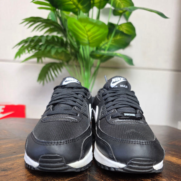 Nike Air Max 90 Black White maat 38,5