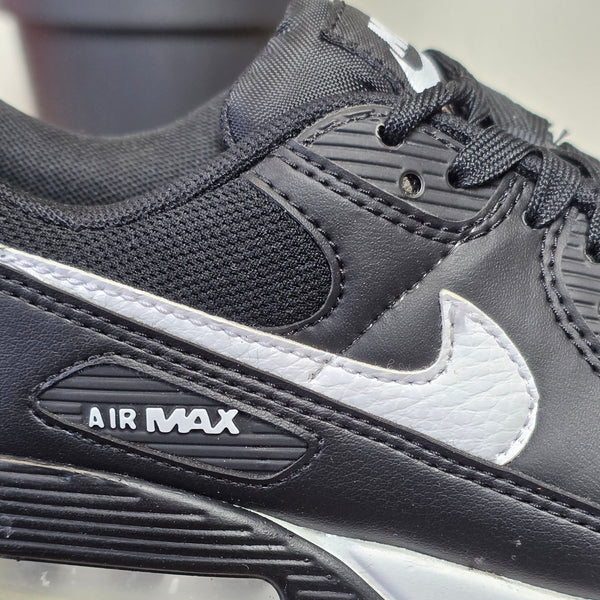 Nike Air Max 90 Black White maat 38,5