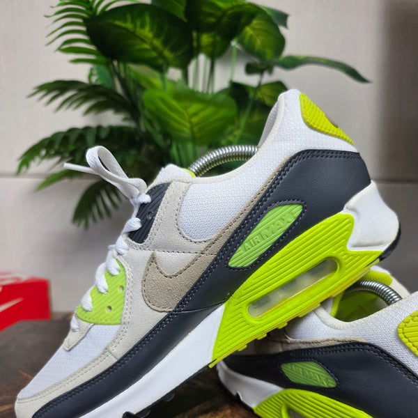 Nike Air Max 90 Cyber Khaki maat 44