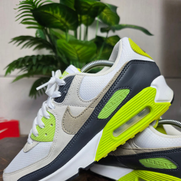 Nike Air Max 90 Cyber Khaki maat 44