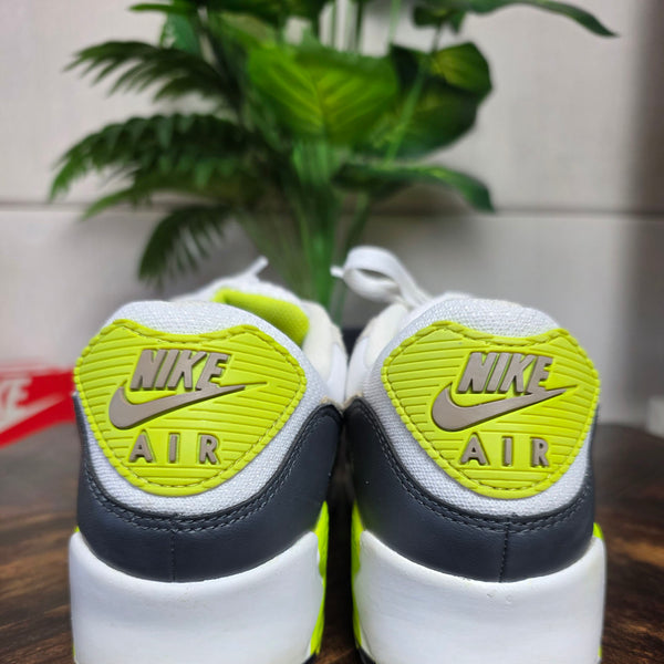 Nike Air Max 90 Cyber Khaki maat 44