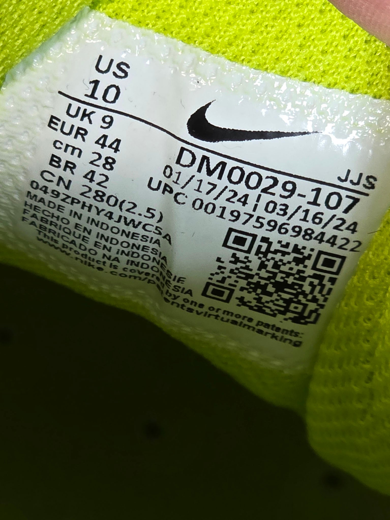 Nike Air Max 90 Cyber Khaki maat 44