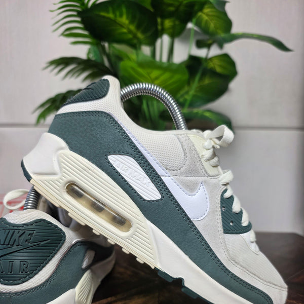 Nike Air Max 90 Vintage Green maat 40