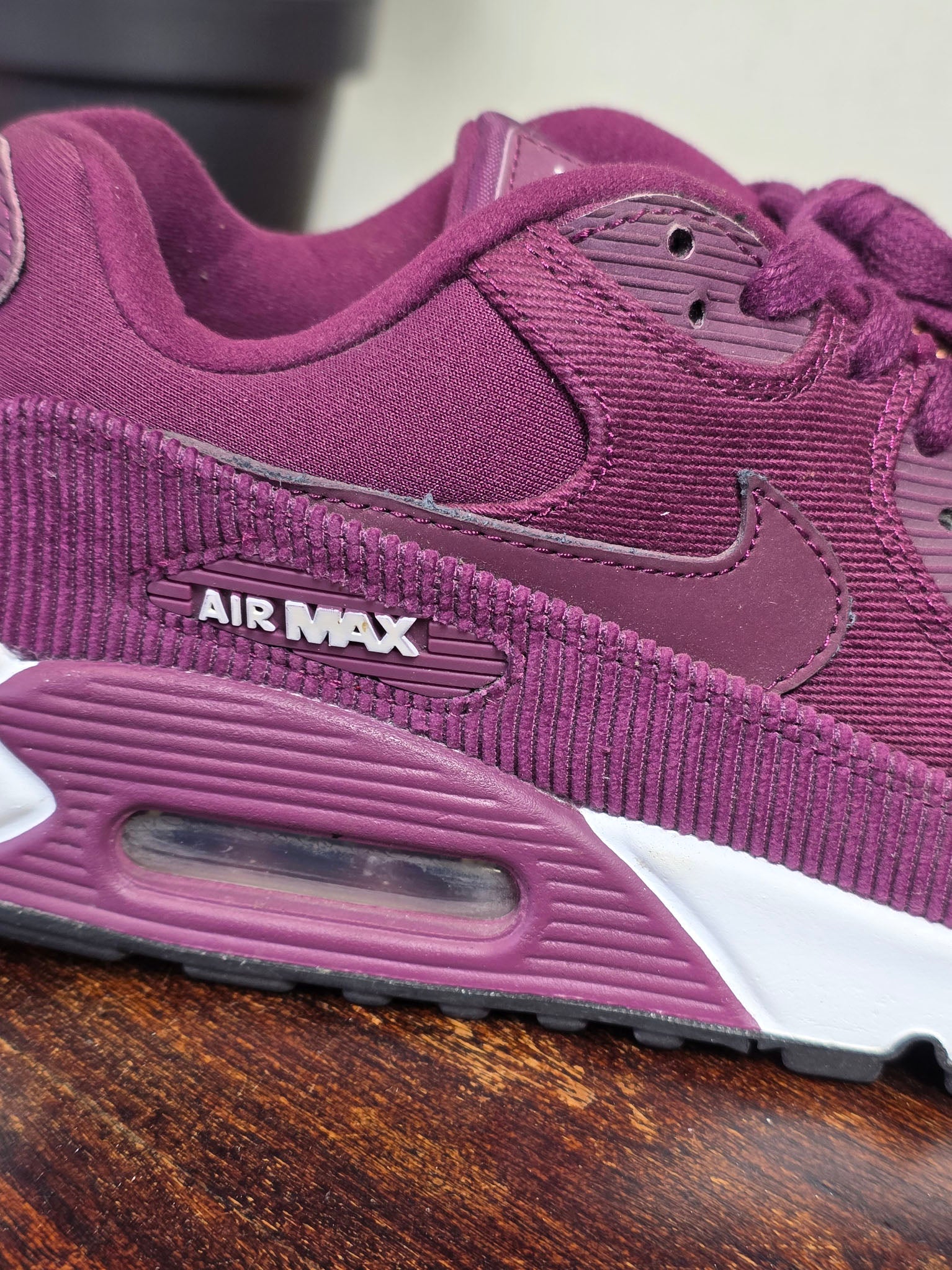 Nike Air Max 90 LEA Bordeaux maat 39