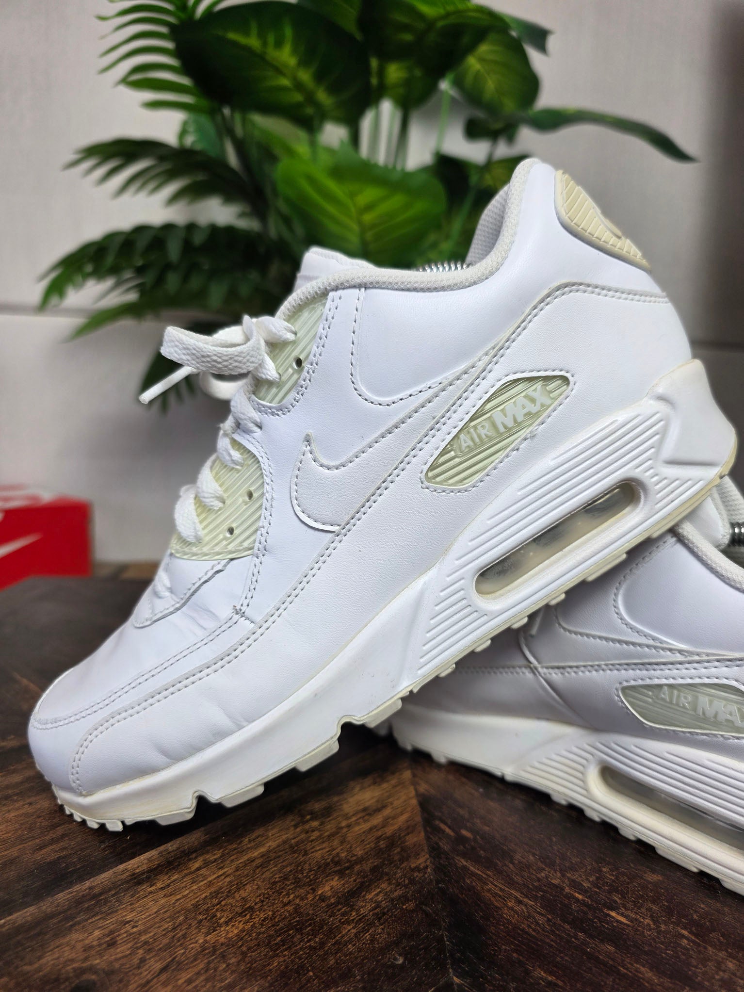 Nike Air Max 90 Triple White LTR maat 42,5