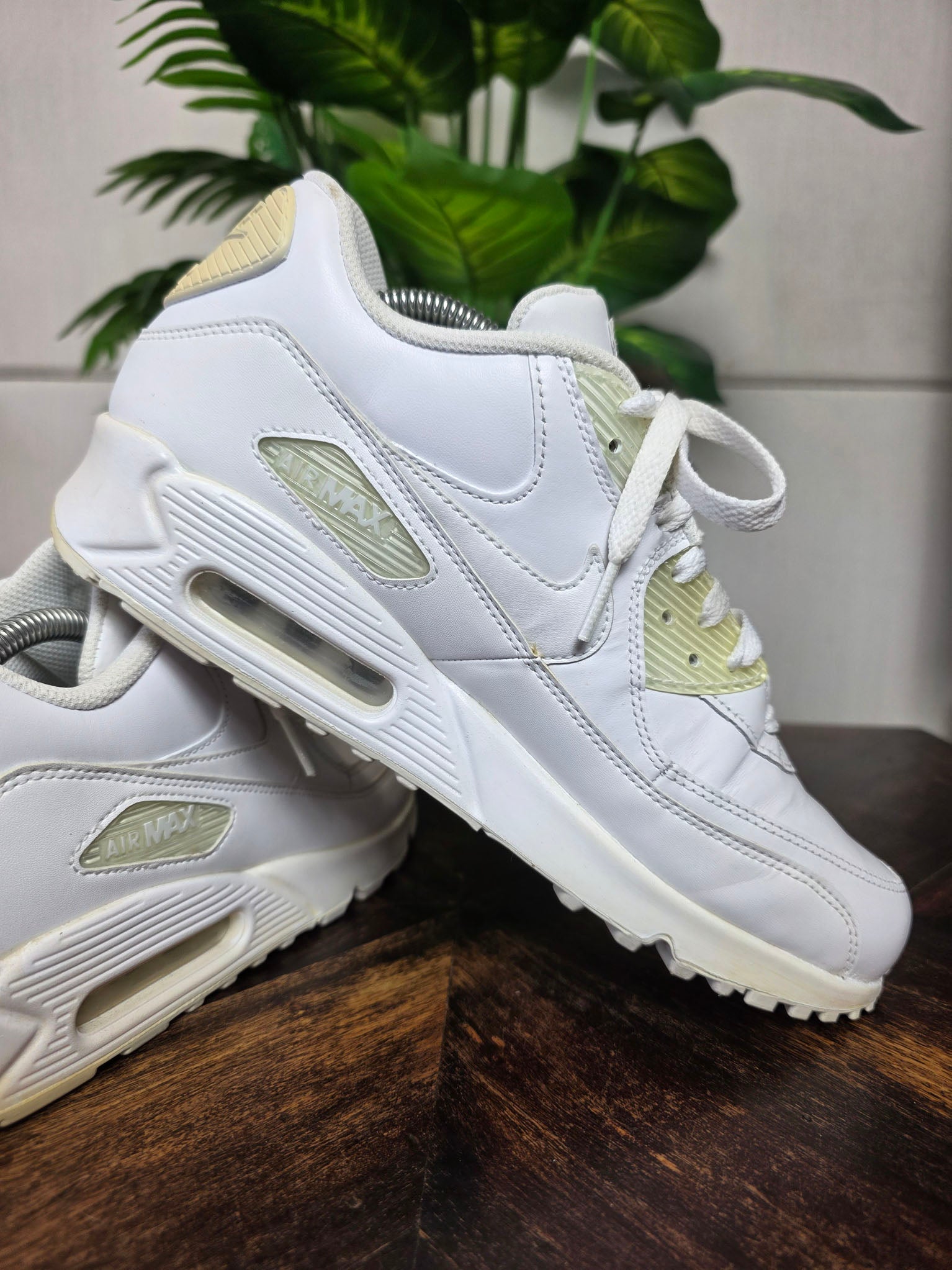 Nike Air Max 90 Triple White LTR maat 42,5