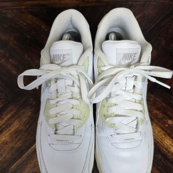 Nike Air Max 90 Triple White LTR maat 42,5