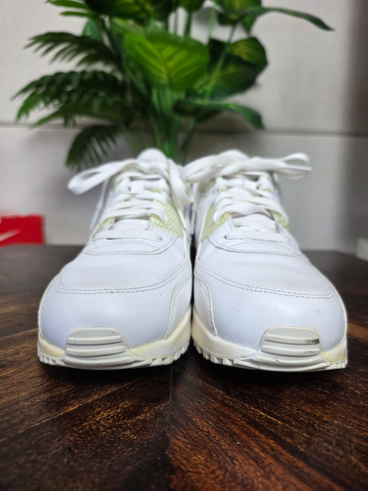 Nike Air Max 90 Triple White LTR maat 42,5
