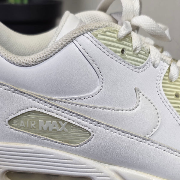 Nike Air Max 90 Triple White LTR maat 42,5