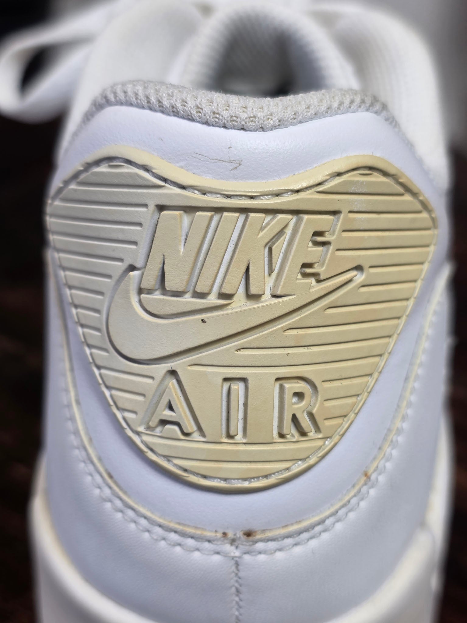 Nike Air Max 90 Triple White LTR maat 42,5