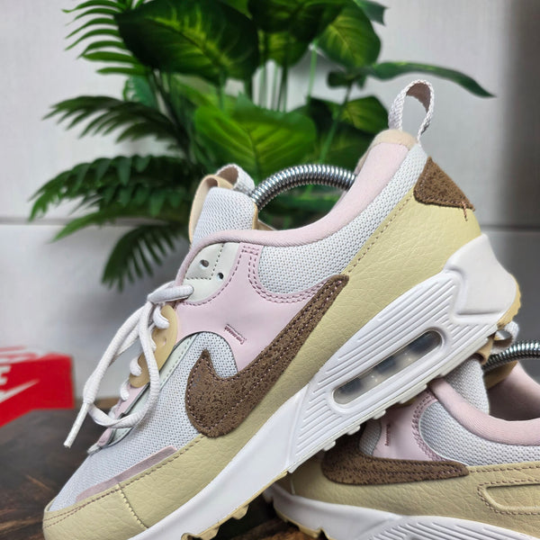Nike Air Max 90 Futura Neapolitan maat 41