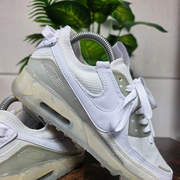 Nike Air Max 90 Terrascape Triple White maat 38,5