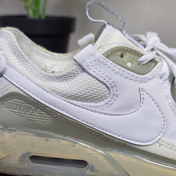 Nike Air Max 90 Terrascape Triple White maat 38,5
