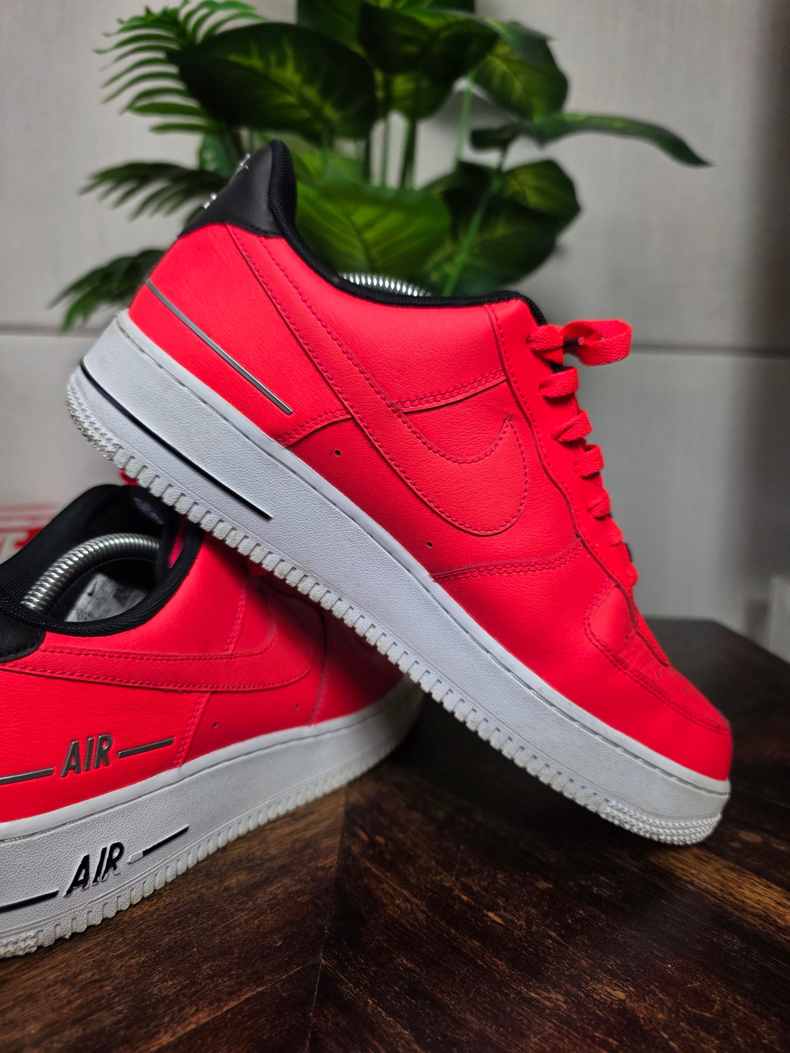 Nike Air Force 1 '07 Laser Crimson maat 44