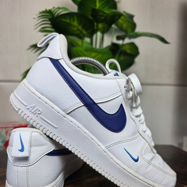 Nike Air Force 1 '07 White Blue maat 42