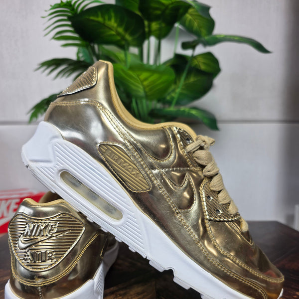 Nike Air Max 90 Metallic Gold maat 44,5