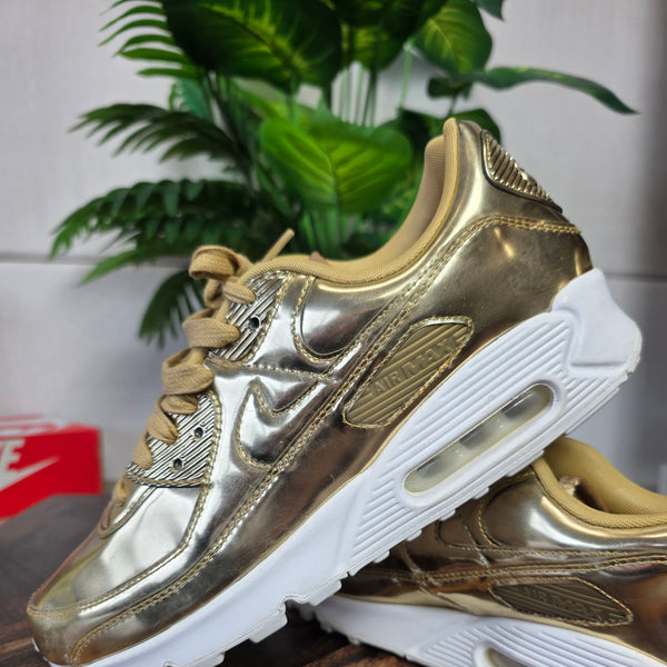Nike Air Max 90 Metallic Gold maat 44,5