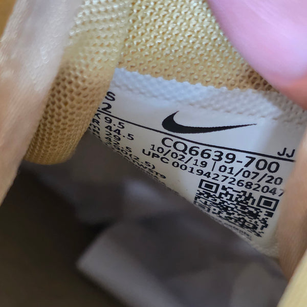 Nike Air Max 90 Metallic Gold maat 44,5