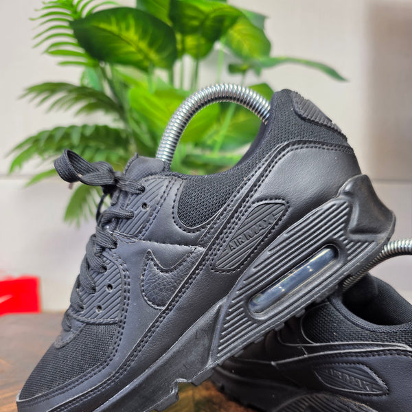 Nike Air Max 90 Triple Black maat 38,5