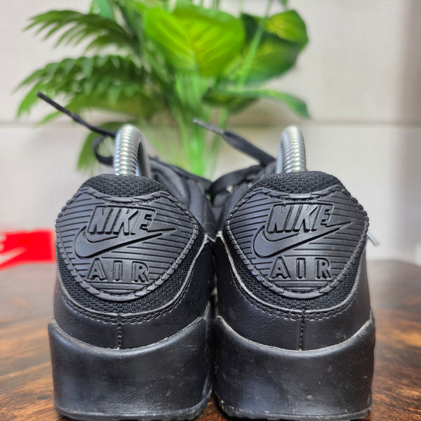 Nike Air Max 90 Triple Black maat 38,5