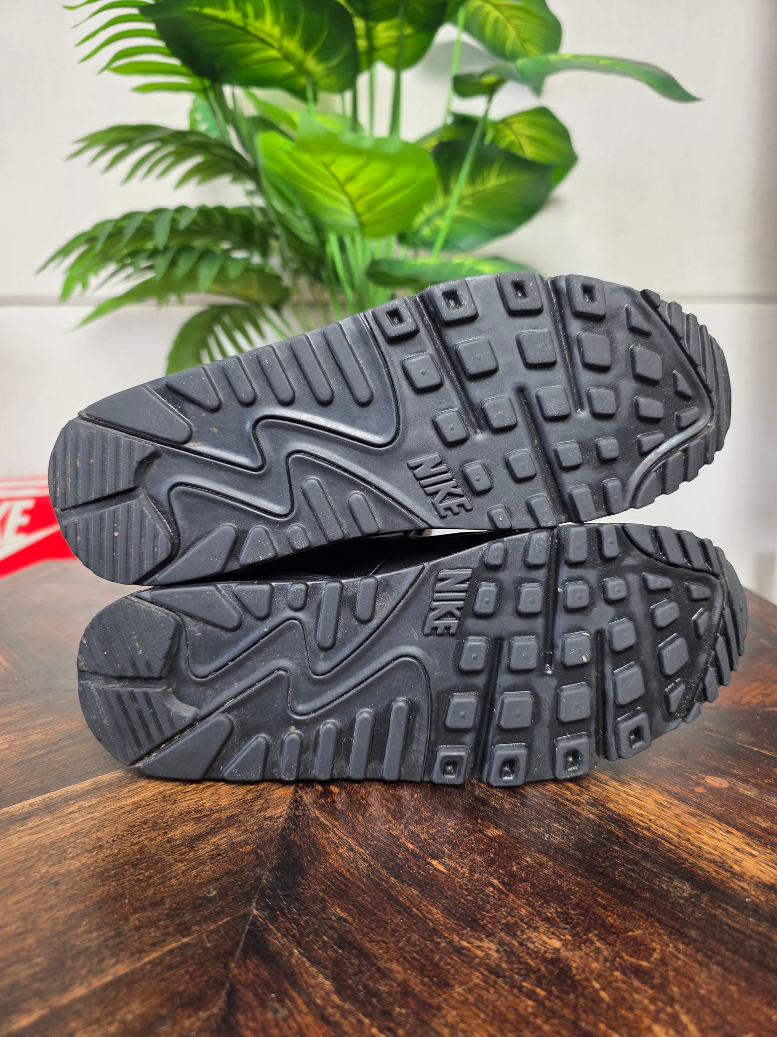 Nike Air Max 90 Triple Black maat 38,5