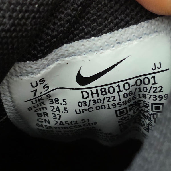 Nike Air Max 90 Triple Black maat 38,5