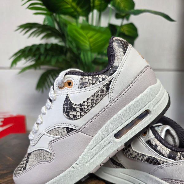 Nike Air Max 1 Snakeskin Light Orewood Brown maat 35,5