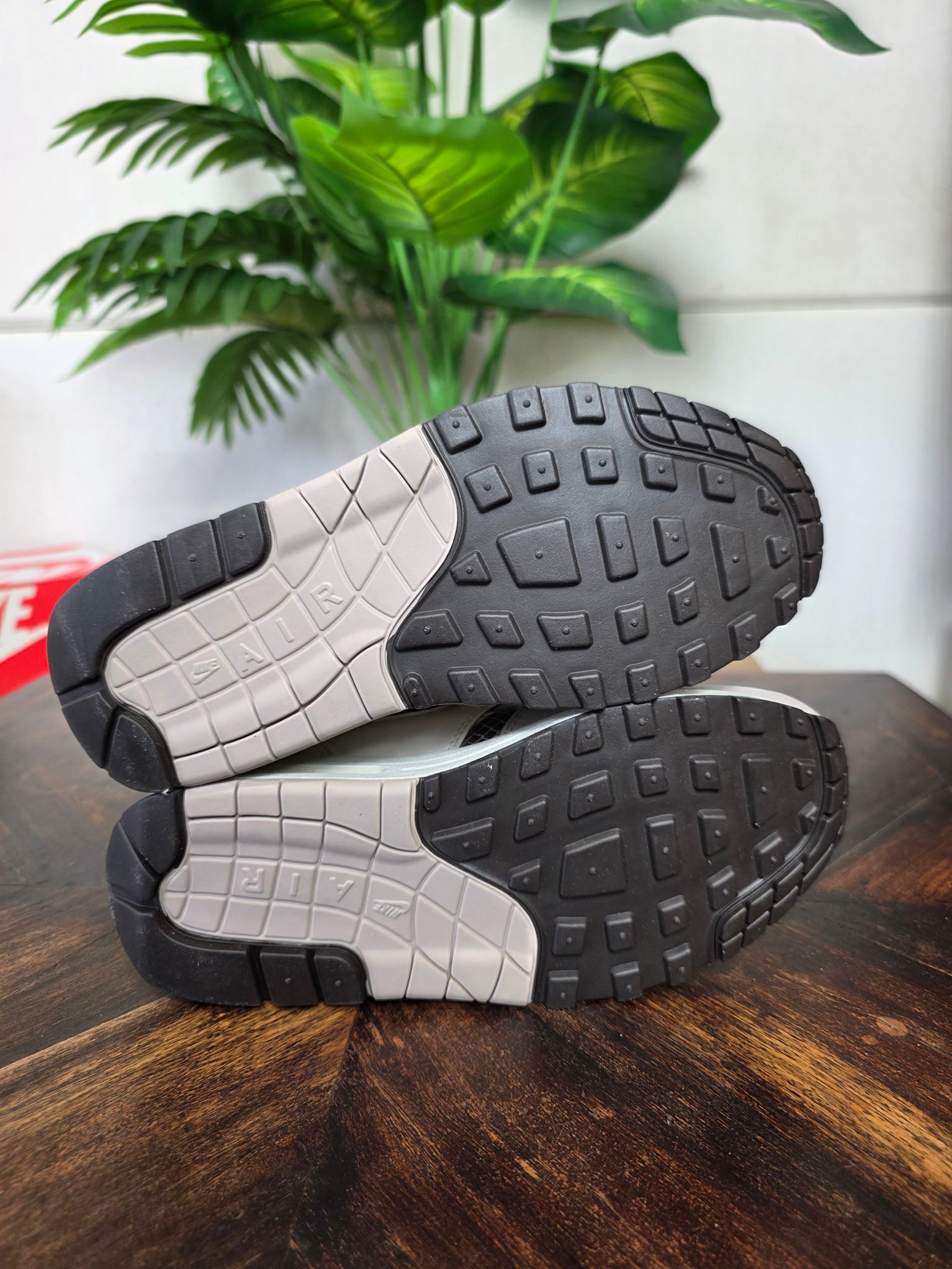 Nike Air Max 1 Snakeskin Light Orewood Brown maat 35,5