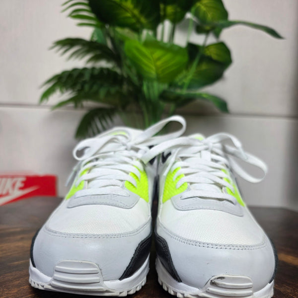 Nike Air Max 90 Gore-Tex Volt maat 42,5
